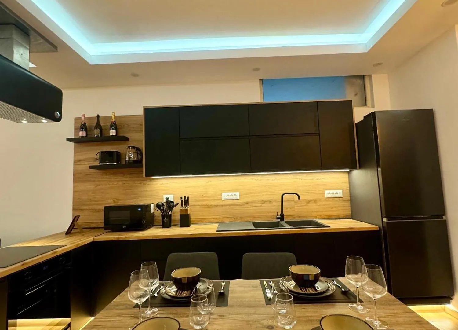 Luxury Central Baba Apartment Shkoder 0*,  Albania
